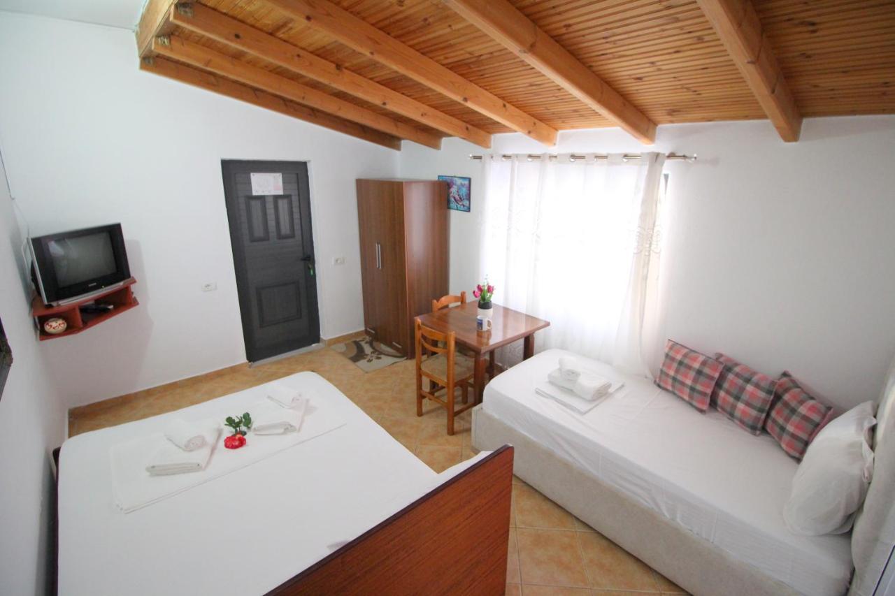 Emerald Inn Ksamil Exteriér fotografie