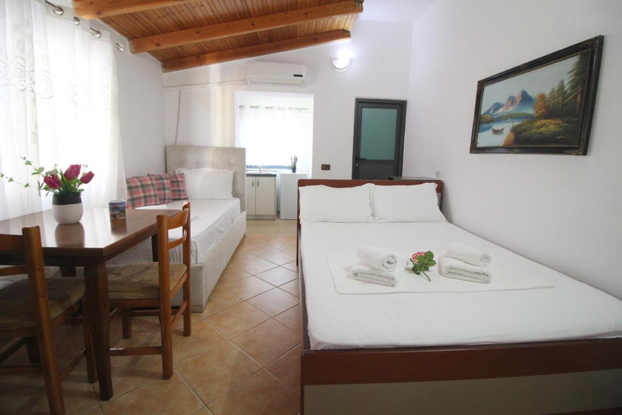 Emerald Inn Ksamil Exteriér fotografie