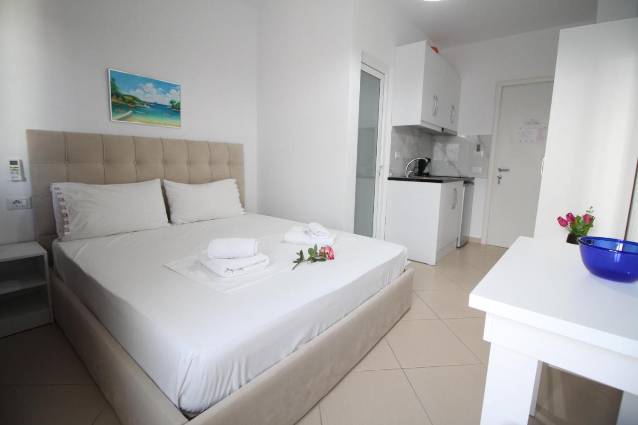 Emerald Inn Ksamil Exteriér fotografie